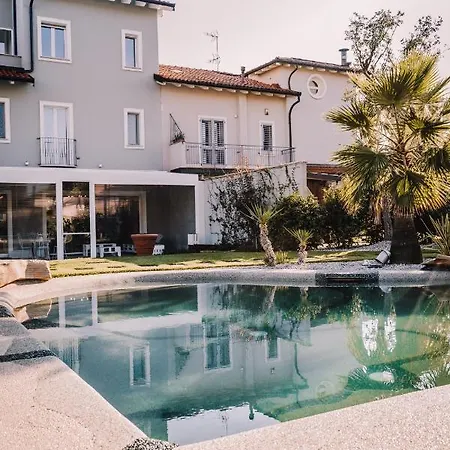Bed & Breakfast Gruppo Luxe Domus - Maison 39 Vigevano