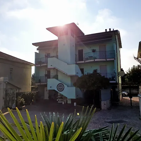 Frühstückspension Gruppo Luxe Domus 4*
