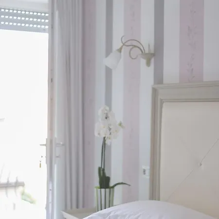 Gruppo Luxe Domus 4* Vigevano