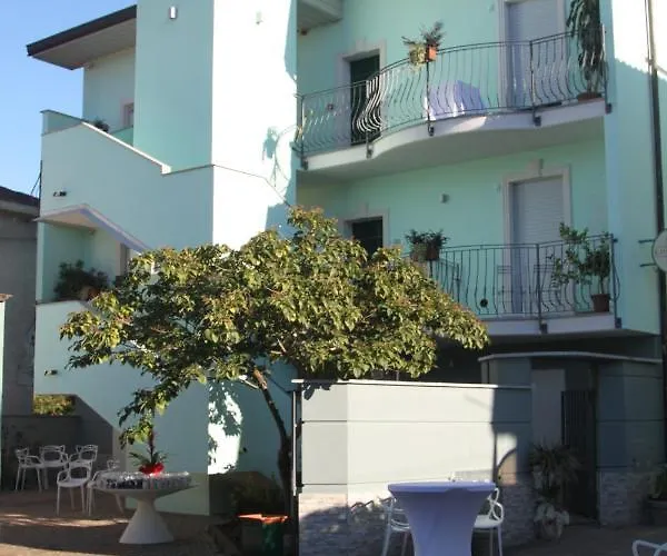 Gruppo Luxe Domus Frühstückspension 4*