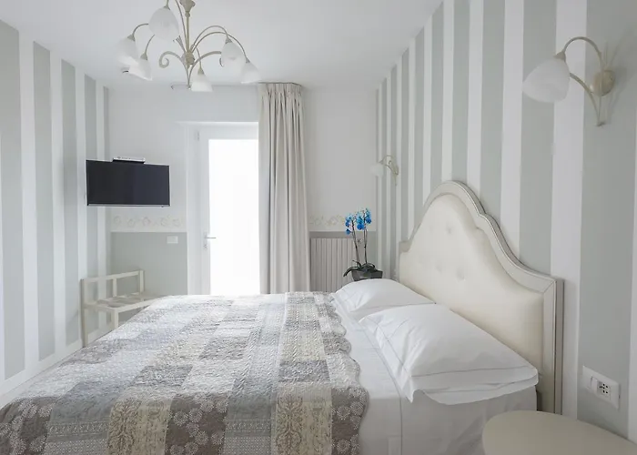 Gruppo Luxe Domus 4* Vigevano
