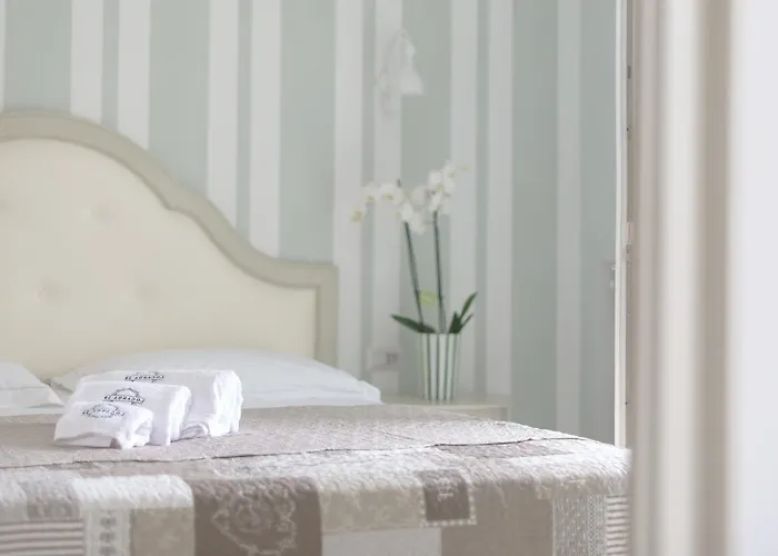 Frühstückspension Gruppo Luxe Domus 4*