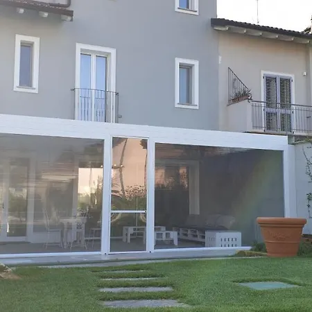 Gruppo Luxe Domus Alojamento de Acomodação e Pequeno-almoço Vigevano