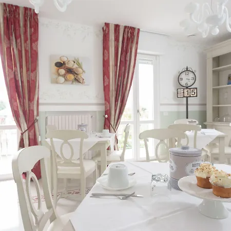 Bed & Breakfast Gruppo Luxe Domus 4*