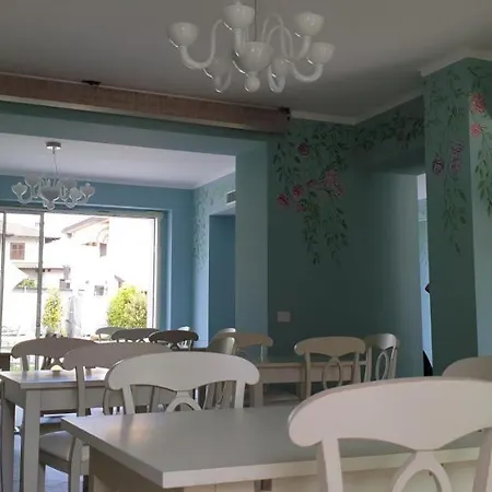 Gruppo Luxe Domus 4* Виджевано