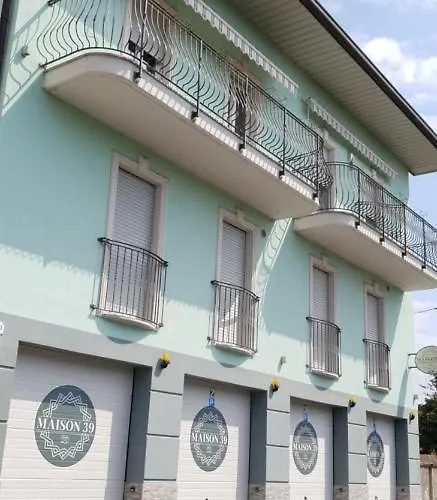 Gruppo Luxe Domus - Maison 39 Bed & Breakfast